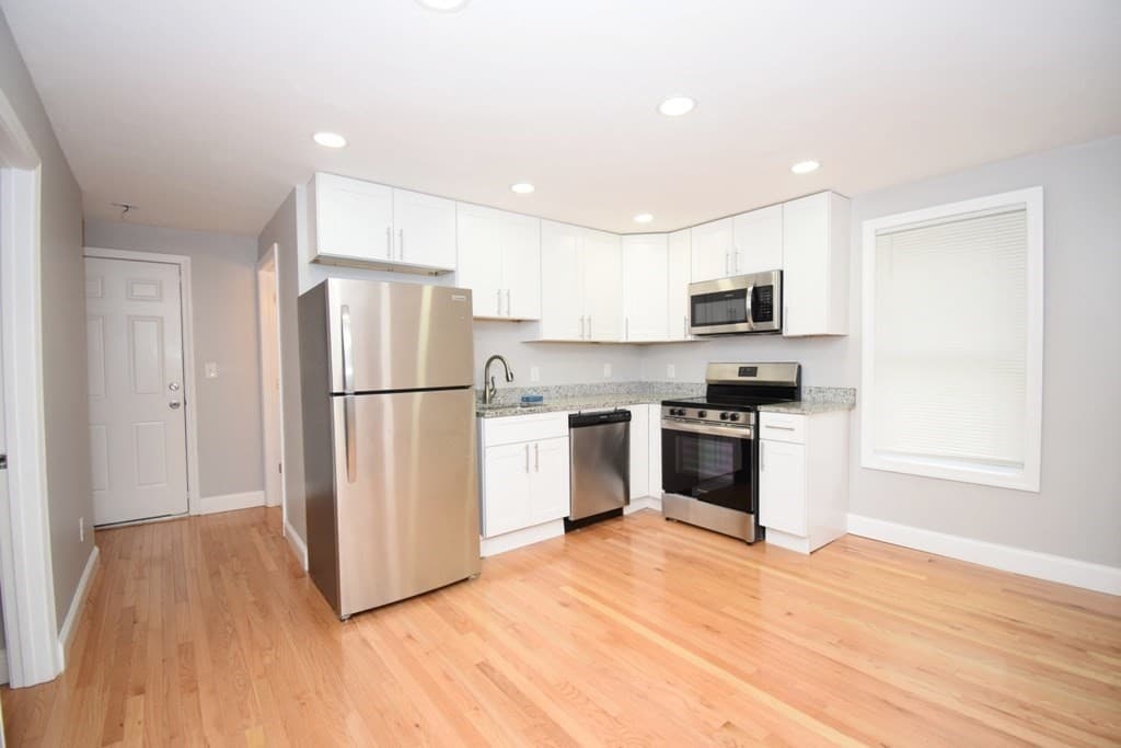 3 Family at 62 Westminster Street, Worcester MA 01605, Worcester, photo 4 of 28