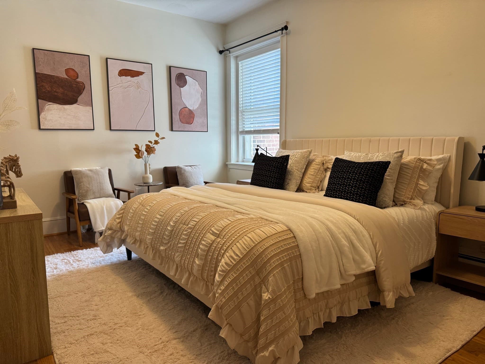 Condominium at 12 Kilsyth Road # 2, Brookline MA 02445, Brookline, photo 6 of 12
