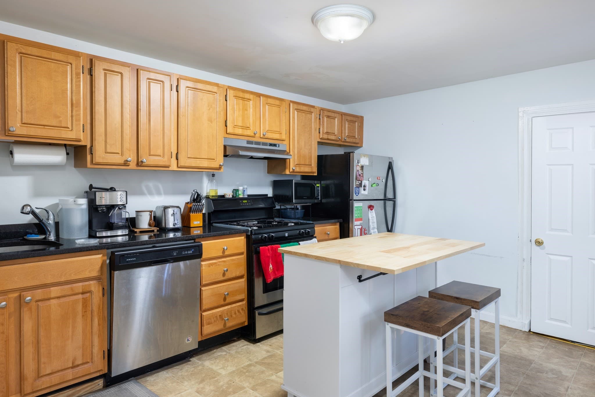 3 Family at 140 Athens St, Boston MA 02127, Boston, photo 11 of 11