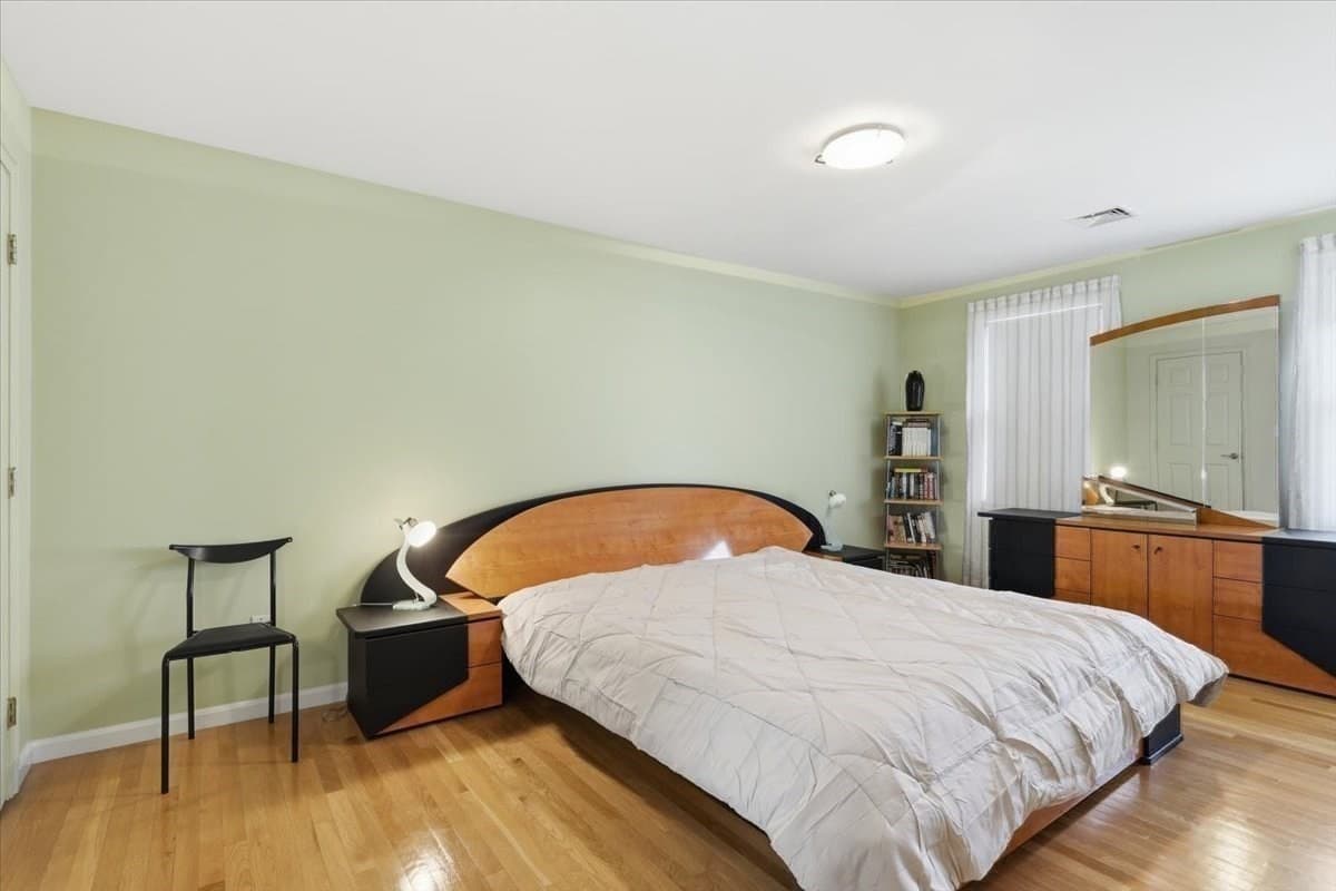 Condominium at 25 Hamlet Street # 25, Newton MA 02459, Newton, photo 9 of 25