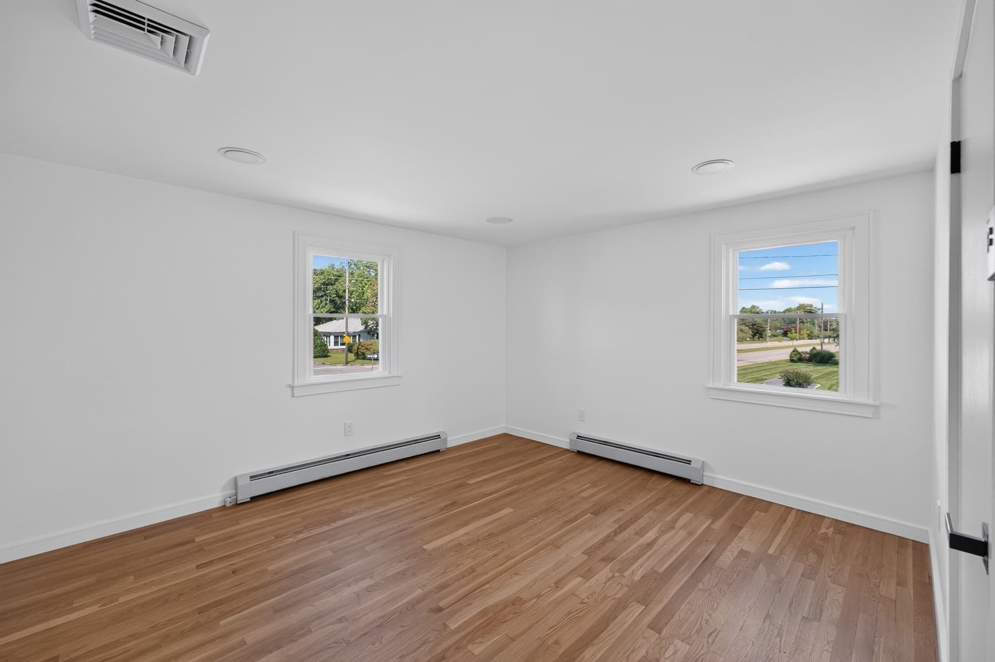 Single Family Residence at 585 N Eastern Ave, Fall River MA 02720, Fall River, photo 23 of 30