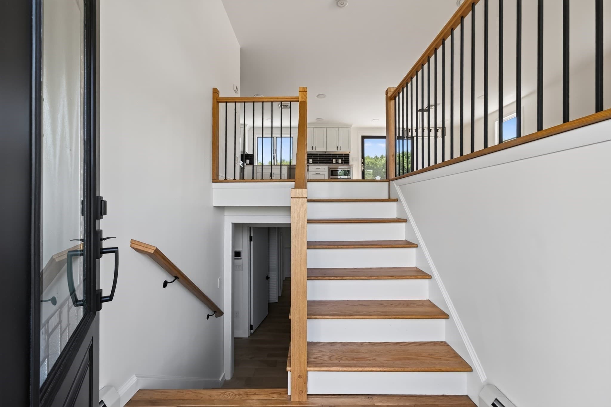 Single Family Residence at 585 N Eastern Ave, Fall River MA 02720, Fall River, photo 17 of 30