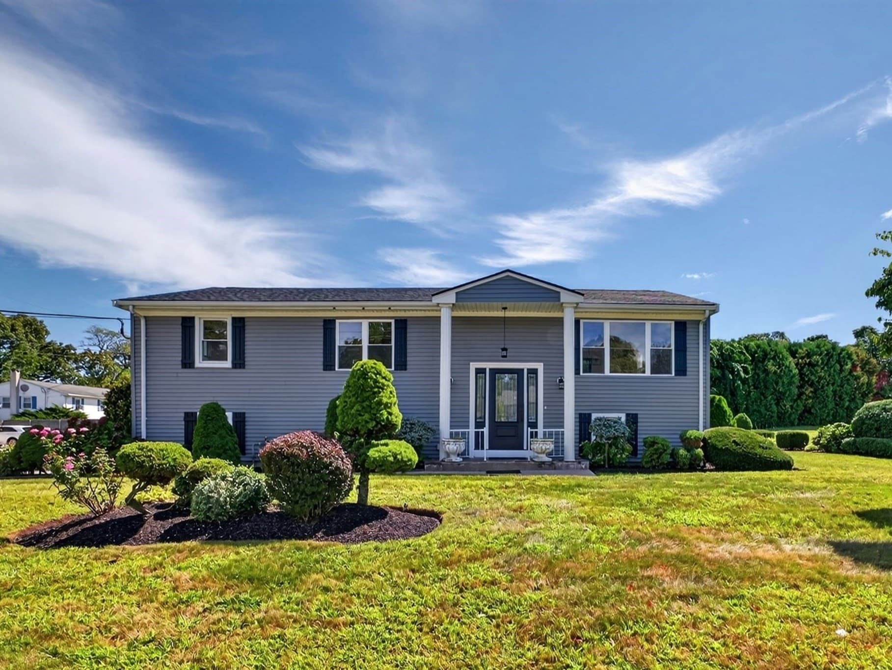 585 N Eastern Ave, Fall River MA 02720