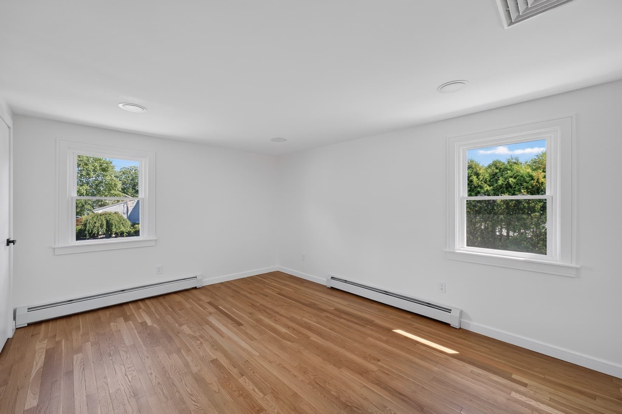Single Family Residence at 585 N Eastern Ave, Fall River MA 02720, Fall River, photo 20 of 30