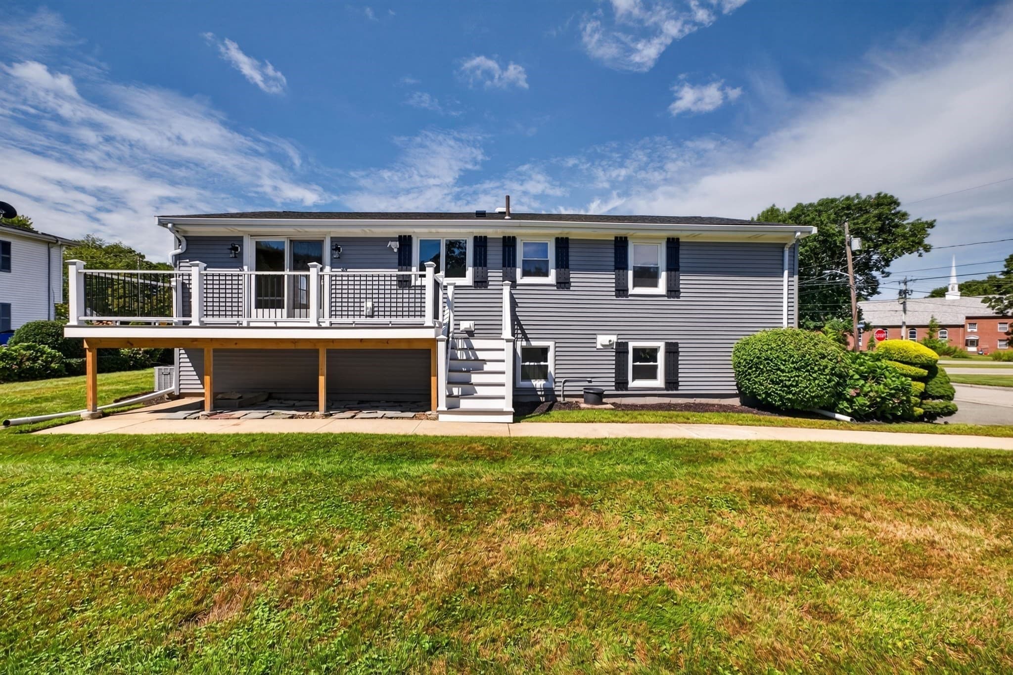 Single Family Residence at 585 N Eastern Ave, Fall River MA 02720, Fall River, photo 4 of 30