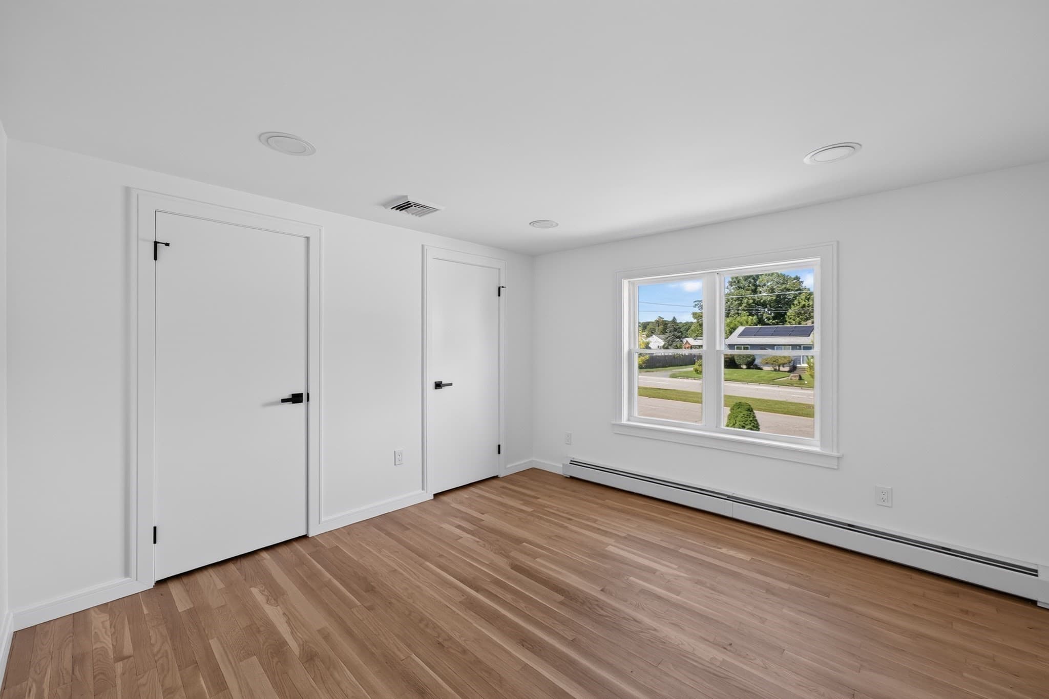 Single Family Residence at 585 N Eastern Ave, Fall River MA 02720, Fall River, photo 21 of 30