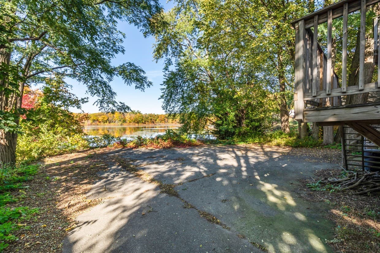 Single Family Residence at 105 Hartford Tpke, Shrewsbury MA 01545, Shrewsbury, photo 27 of 31