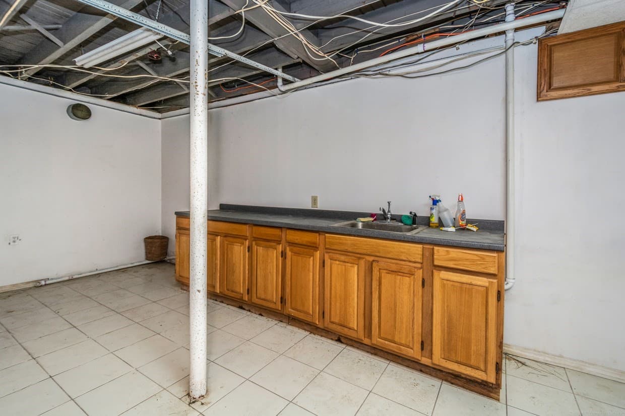 Commercial Sale at 105 Hartford Tpke, Shrewsbury MA 01545, Shrewsbury, photo 23 of 31