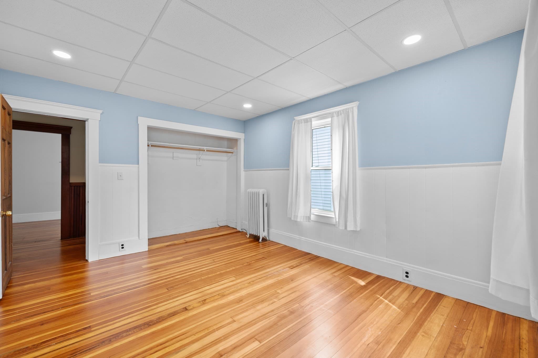 Single Family Residence at 272 Shaw St, Lowell MA 01851, Lowell, photo 12 of 16