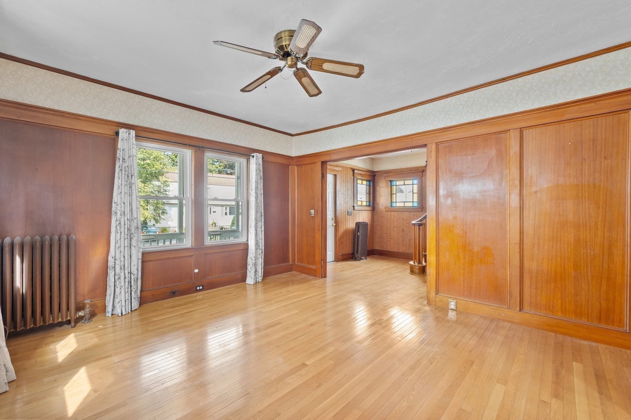 Single Family Residence at 272 Shaw St, Lowell MA 01851, Lowell, photo 7 of 16