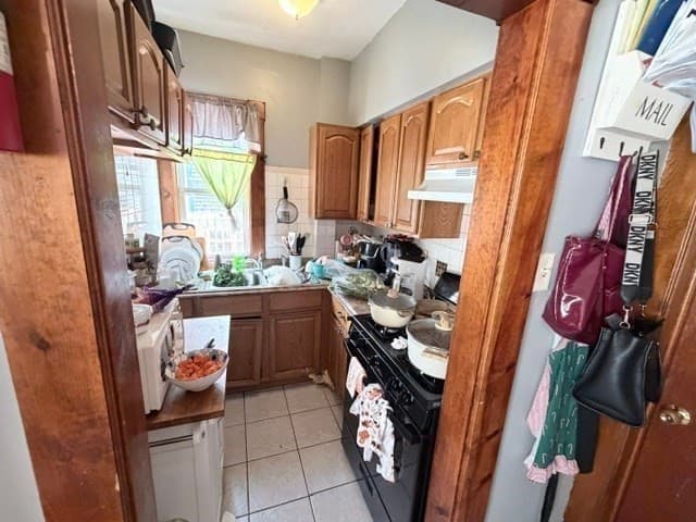 Multi Family at 525 Cottage St, New Bedford MA 02740, New Bedford, photo 12 of 23