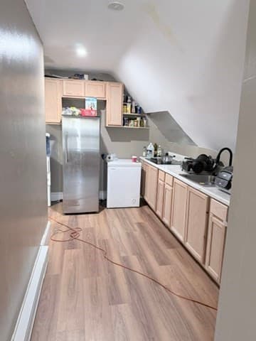 Multi Family at 525 Cottage St, New Bedford MA 02740, New Bedford, photo 18 of 23