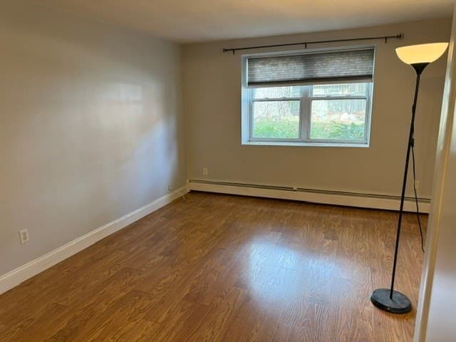 Condominium at 31 Montvale Ave # 1, Woburn MA 01801, photo 9 of 10