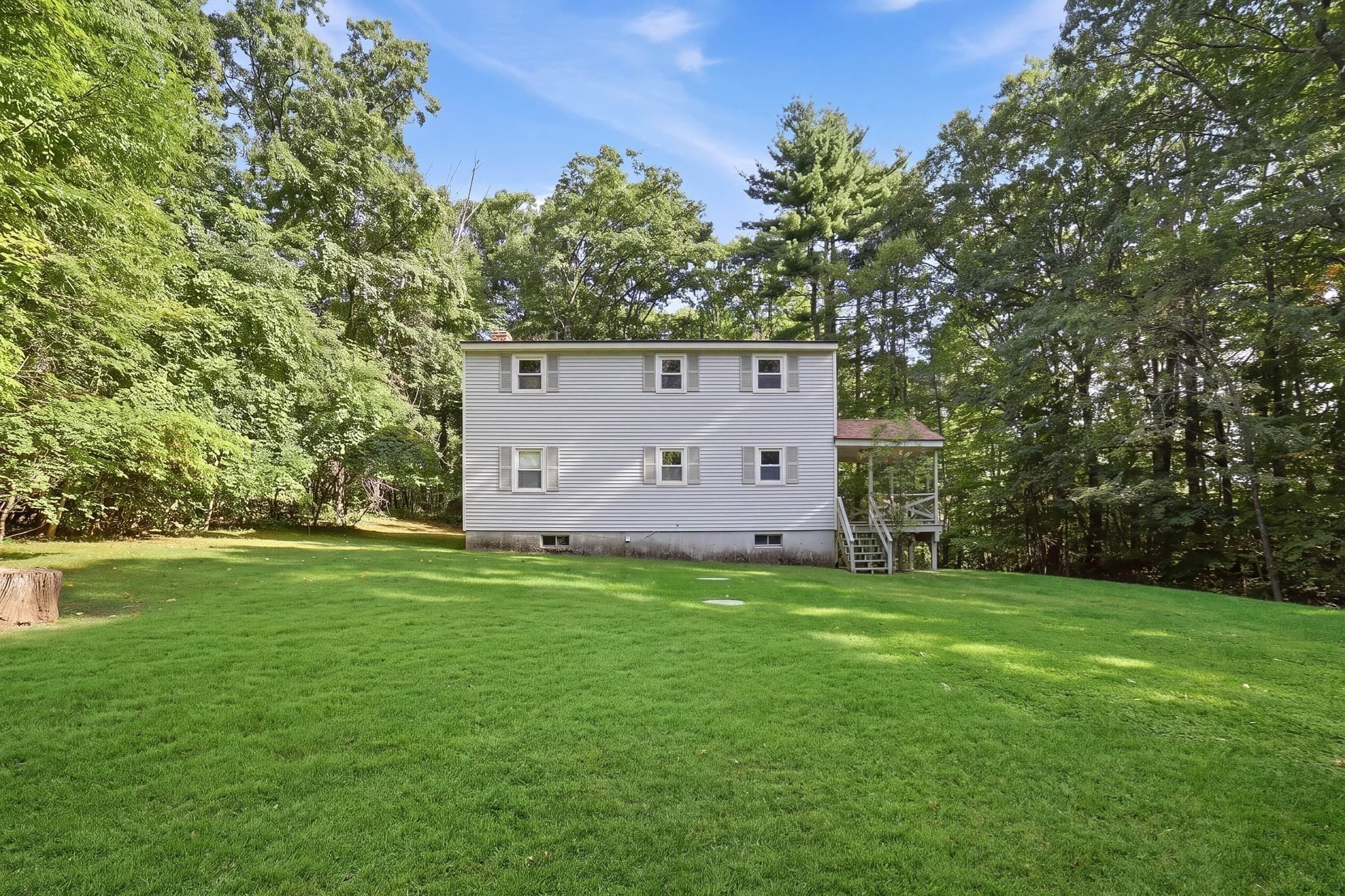 Single Family Residence at 100 Purgatory Rd, Sutton MA 01590, Sutton, photo 27 of 32