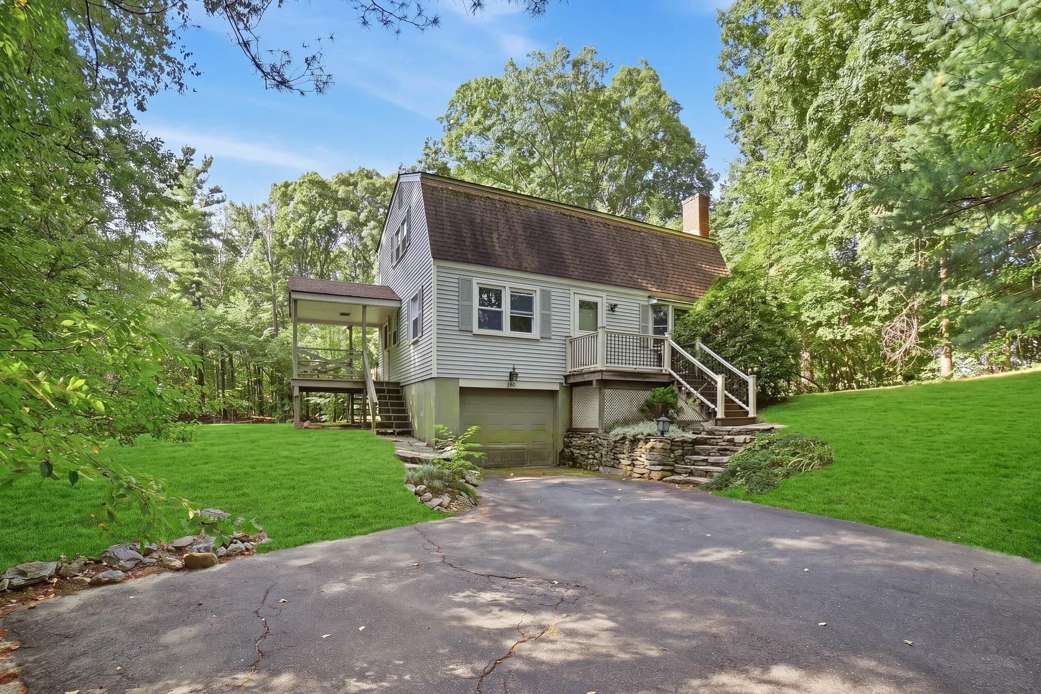 Single Family Residence at 100 Purgatory Rd, Sutton MA 01590, Sutton, photo 3 of 32