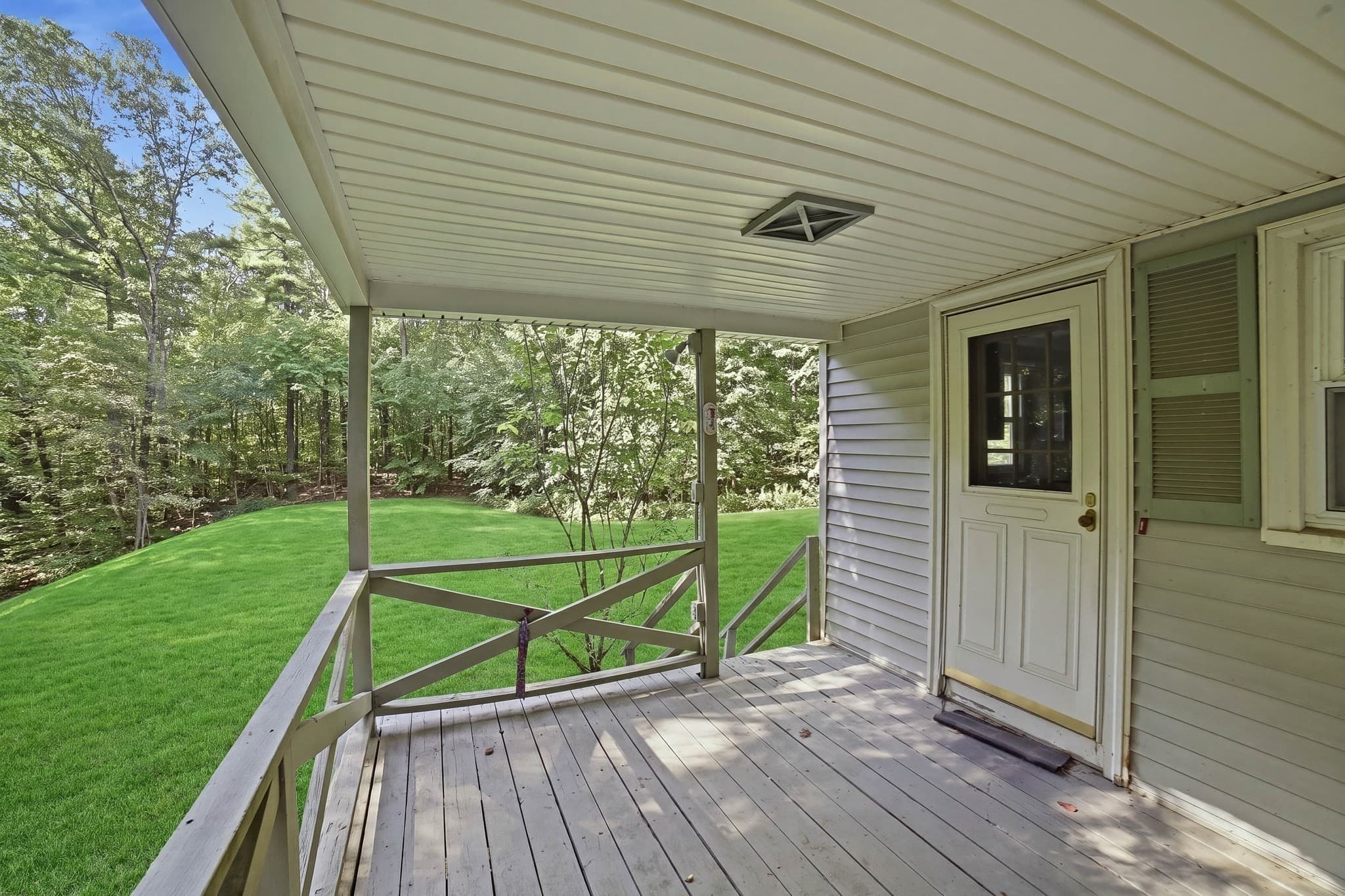 Single Family Residence at 100 Purgatory Rd, Sutton MA 01590, Sutton, photo 4 of 32
