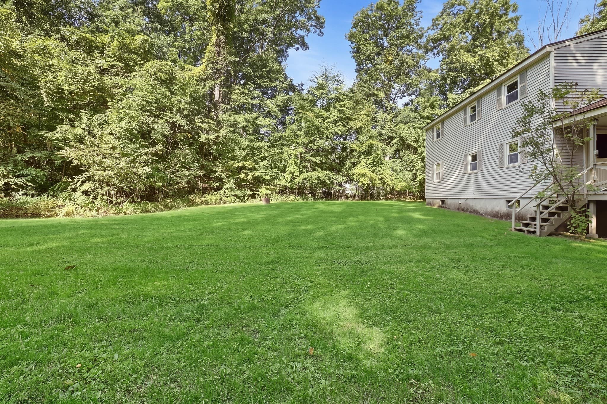 Single Family Residence at 100 Purgatory Rd, Sutton MA 01590, Sutton, photo 25 of 32