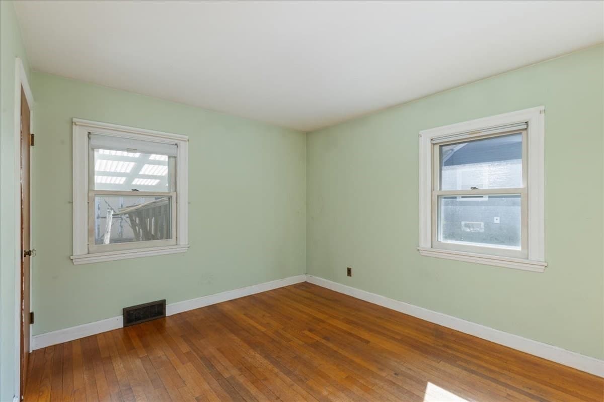 Single Family Residence at 4 Oakhurst Rd, Beverly MA 01915, Beverly, photo 16 of 38