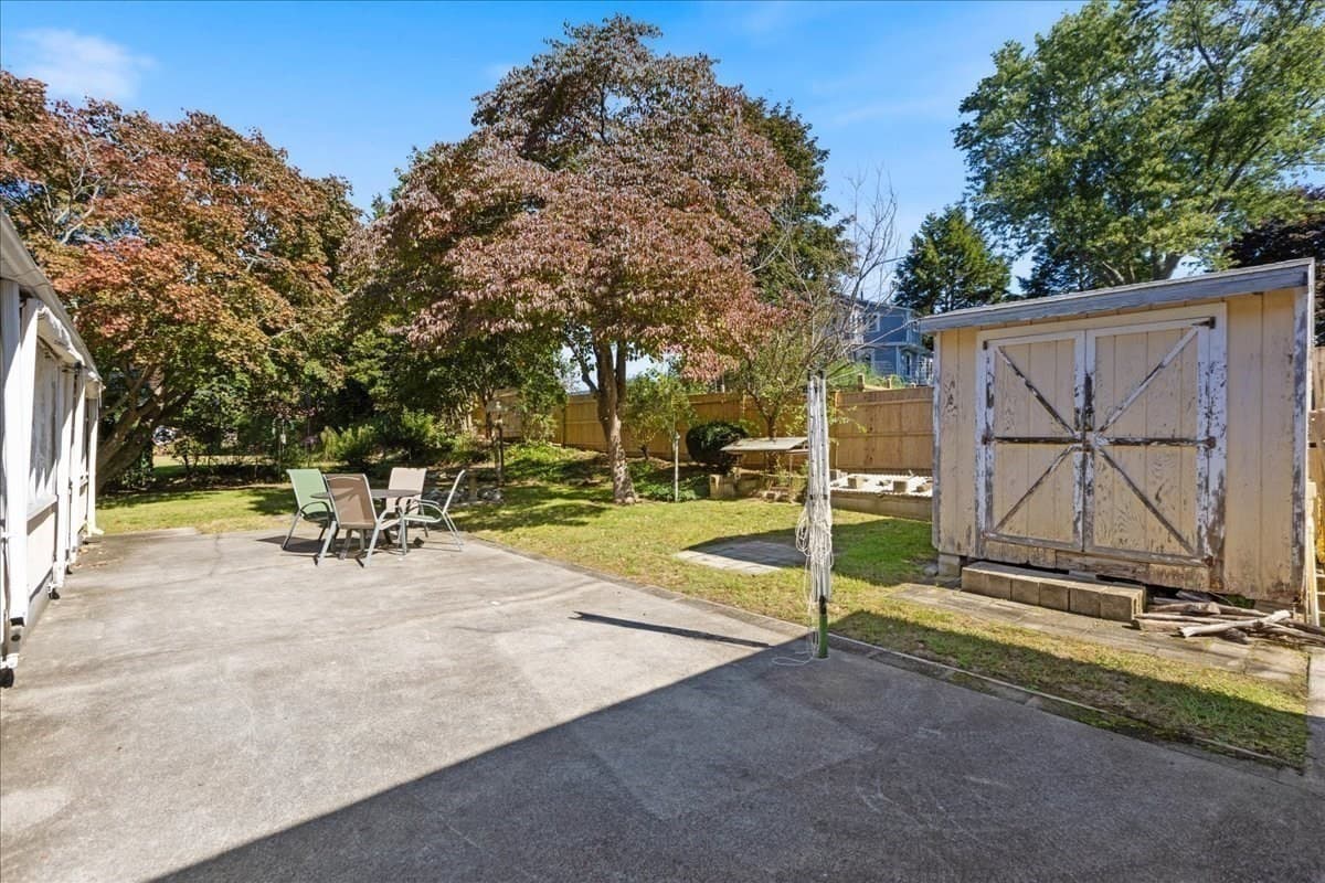 Single Family Residence at 4 Oakhurst Rd, Beverly MA 01915, Beverly, photo 35 of 38