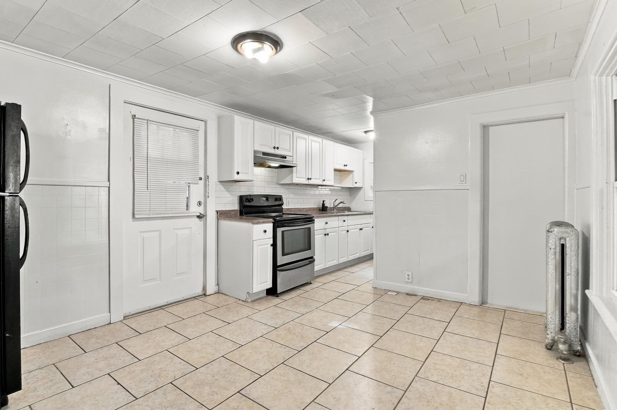 Single Family Residence at 99 Crystal Street, Southbridge MA 01550, Southbridge, photo 8 of 31