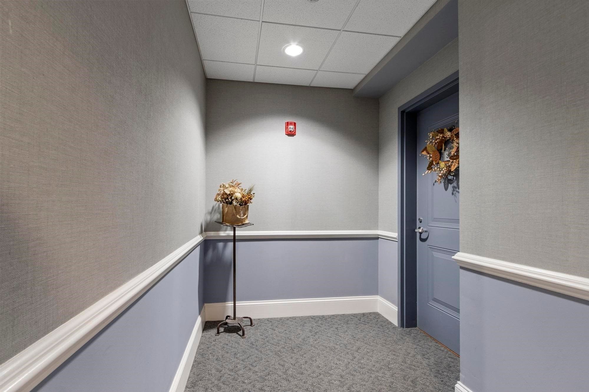 Condominium at 245 Cambridge Street # 302, Burlington MA 01803, Burlington, photo 2 of 32