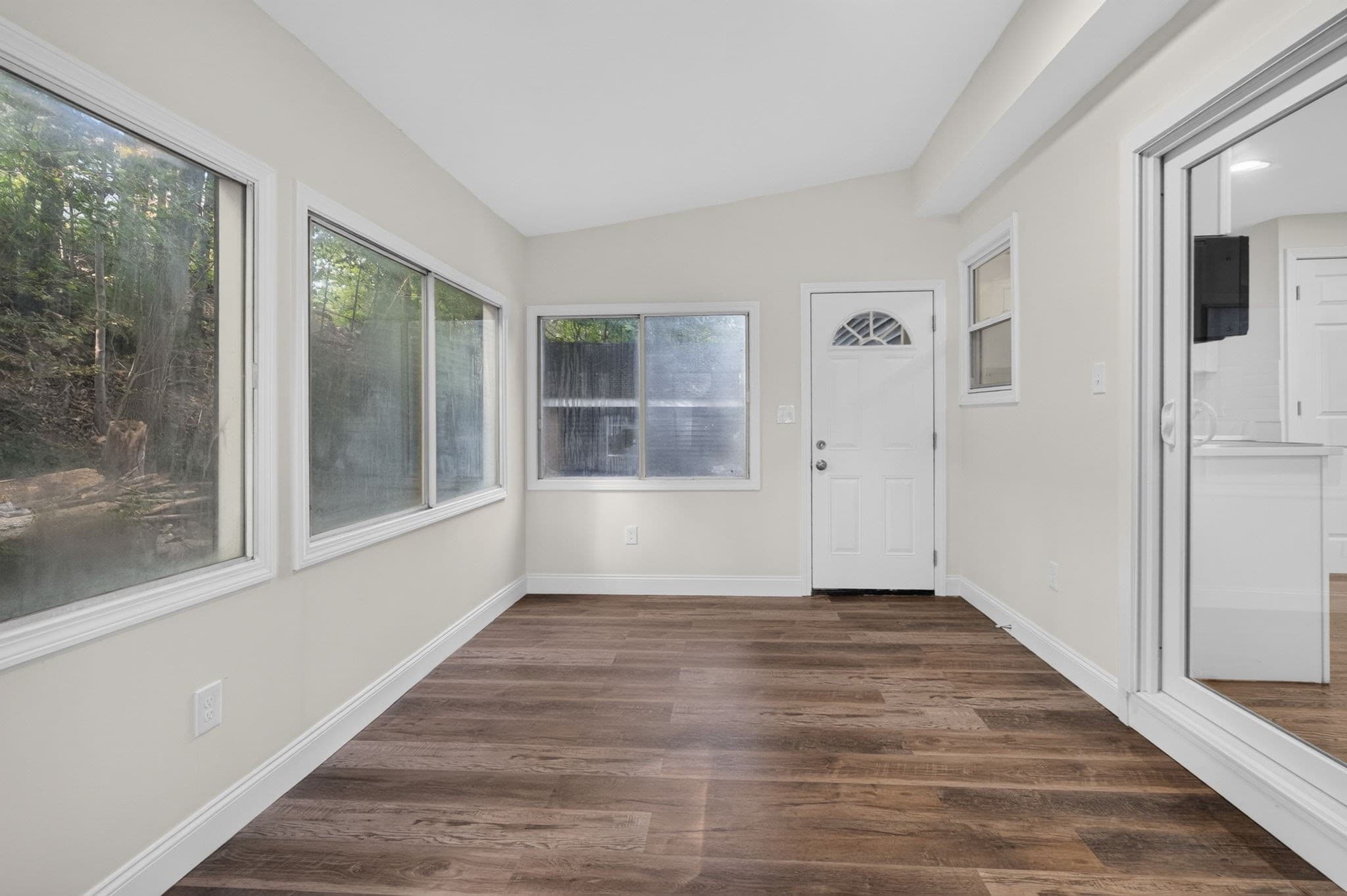 Single Family Residence at 251 Winn St, Burlington MA 01803, Burlington, photo 12 of 42