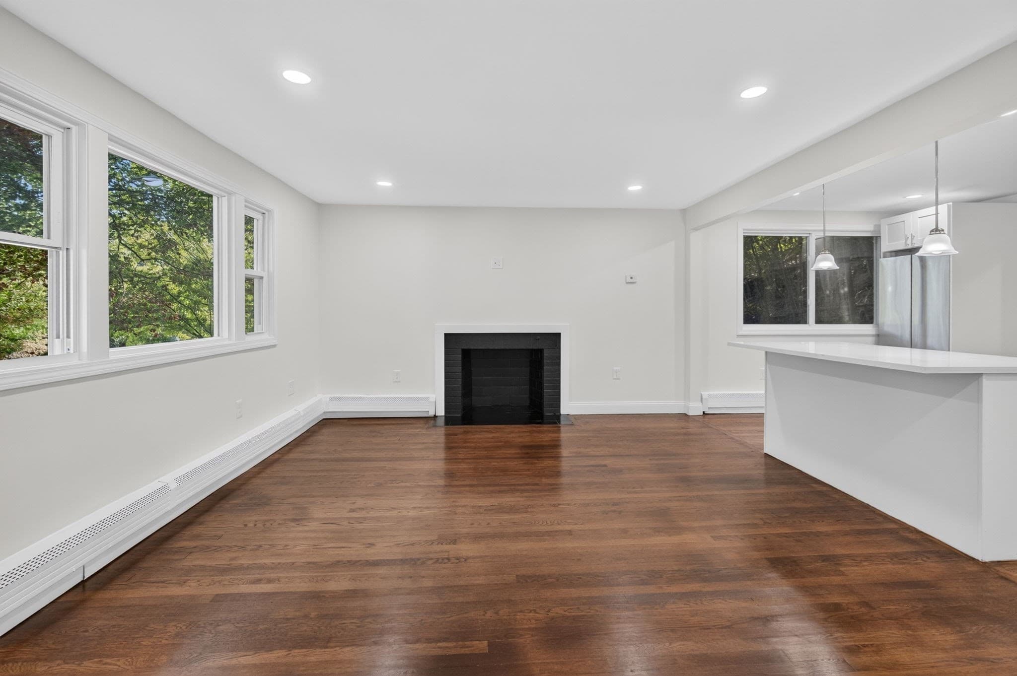 Single Family Residence at 251 Winn St, Burlington MA 01803, Burlington, photo 8 of 42