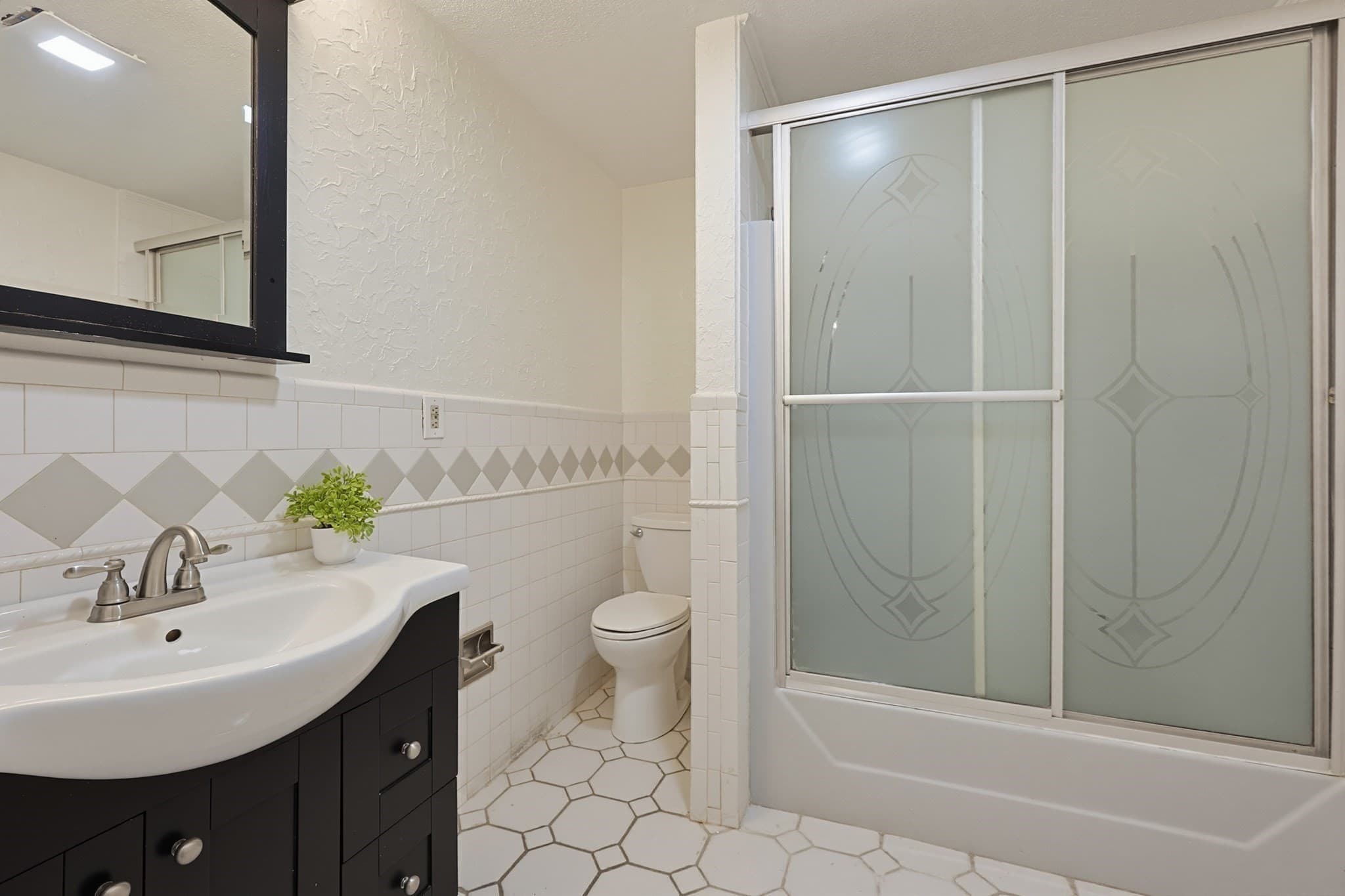 Condominium at 294 Paris Street # 294, Boston MA 02128, Boston, photo 23 of 33