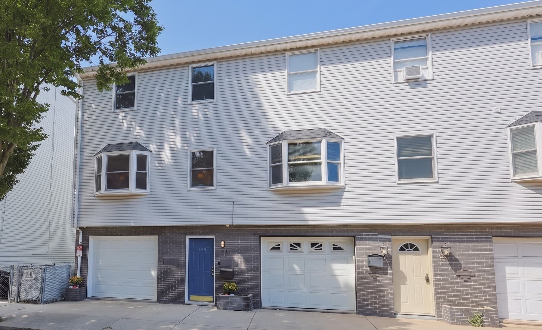 Condominium at 294 Paris Street # 294, Boston MA 02128, Boston, photo 2 of 33