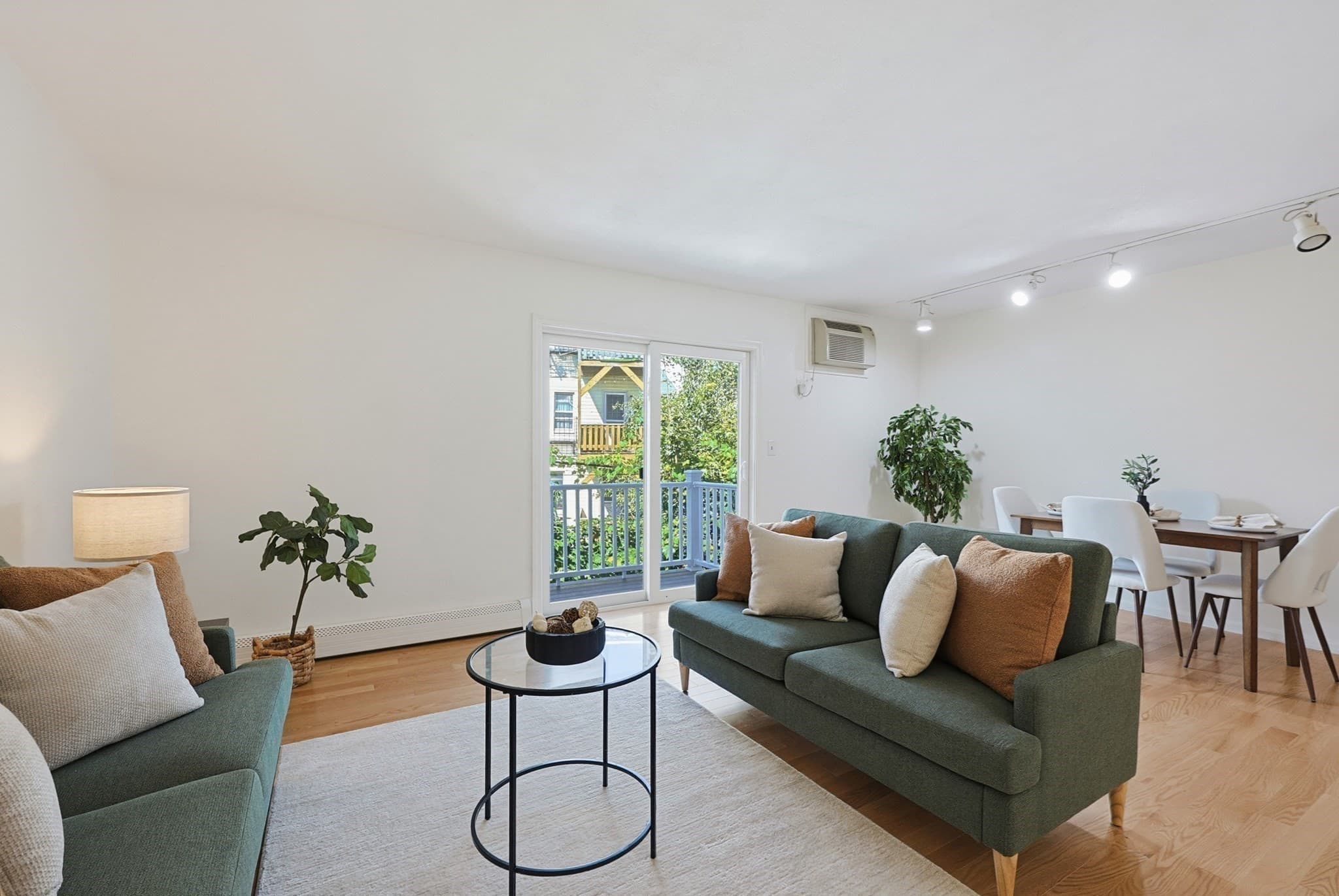 Condominium at 294 Paris Street # 294, Boston MA 02128, Boston, photo 9 of 33