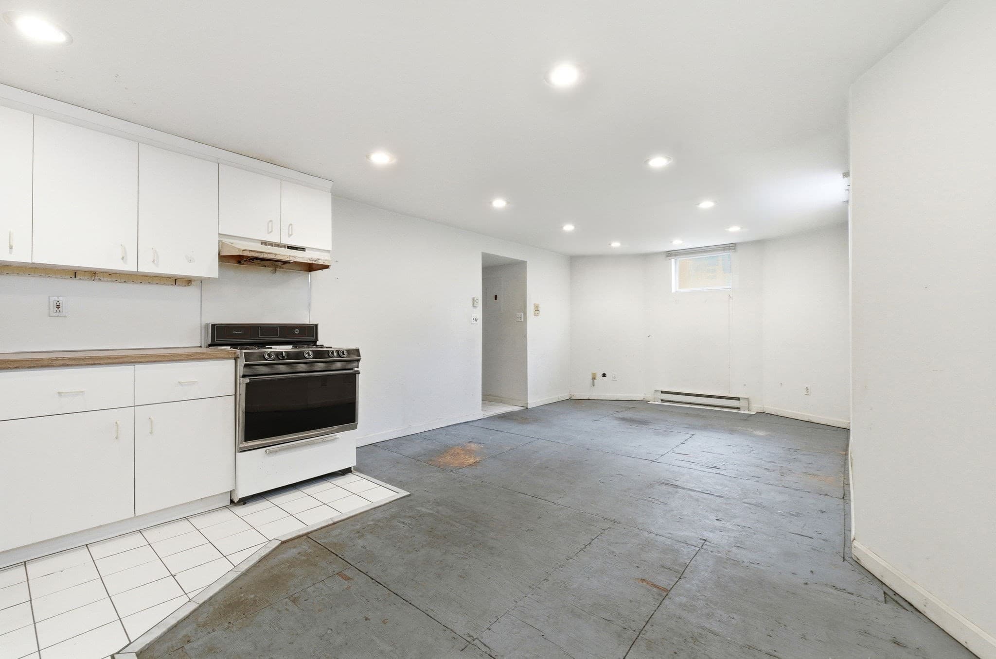 Condominium at 29-31 Washburn Ave # 1B, Cambridge MA 02140, Cambridge, photo 3 of 18