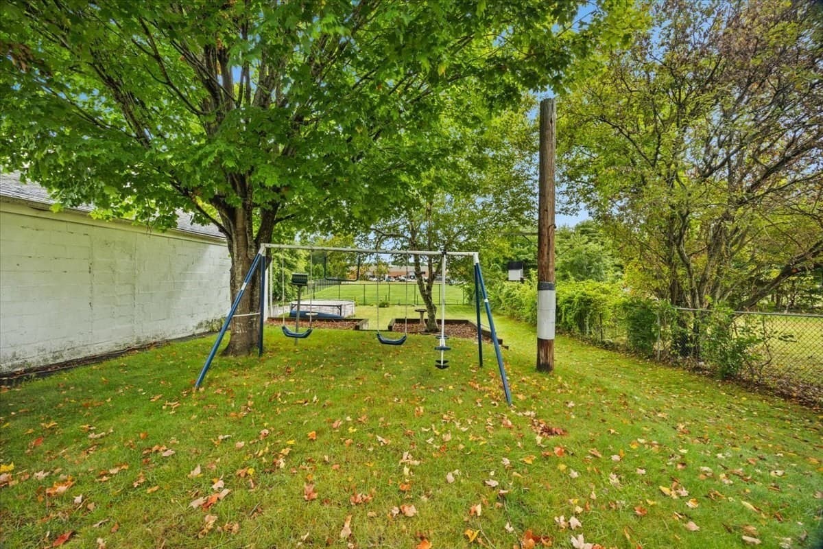 Single Family Residence at 898 Church Street, New Bedford MA 02745, New Bedford, photo 32 of 42