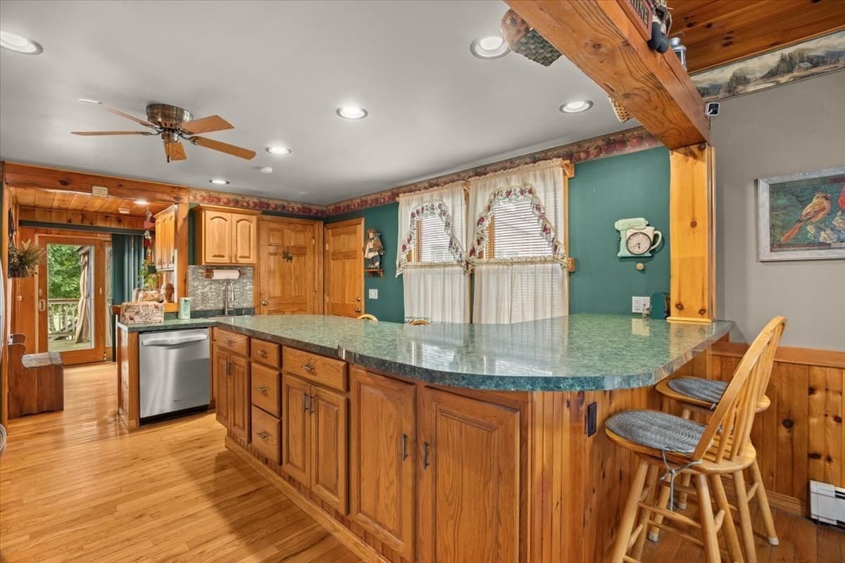 Single Family Residence at 898 Church Street, New Bedford MA 02745, New Bedford, photo 11 of 42