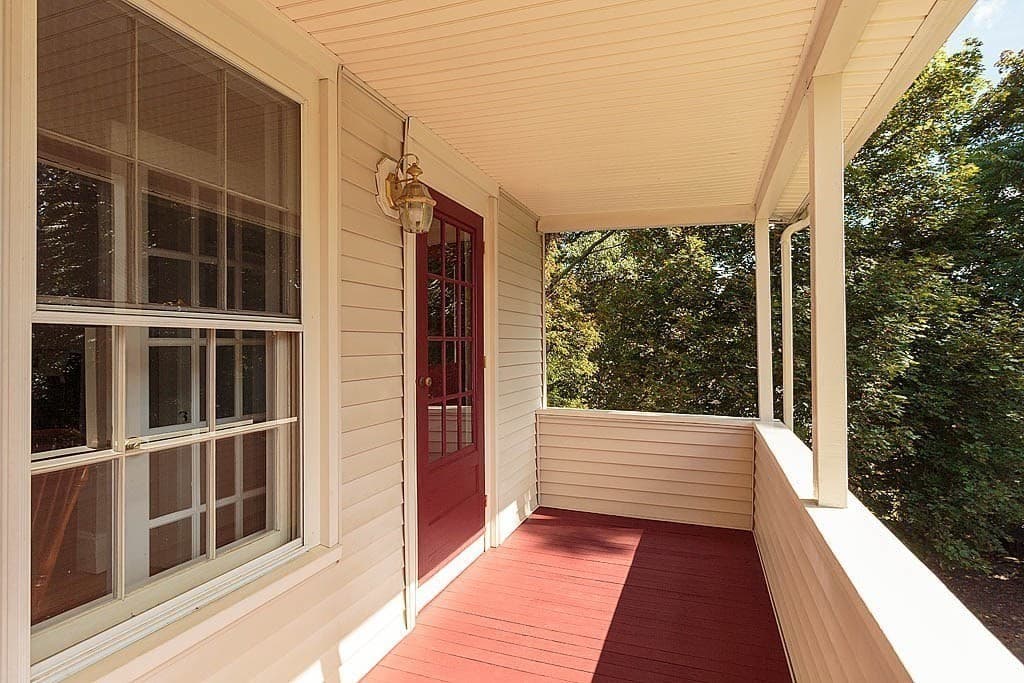 Single Family Residence at 4 Highland Ave, Stoneham MA 02180, Stoneham, photo 7 of 33