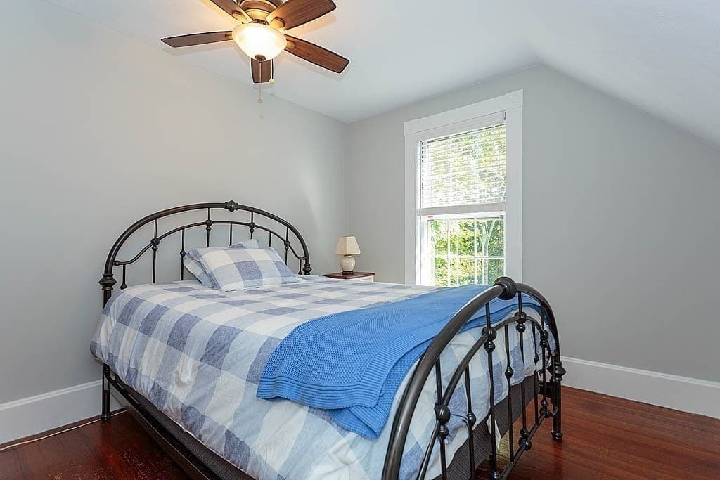 Single Family Residence at 4 Highland Ave, Stoneham MA 02180, Stoneham, photo 28 of 33