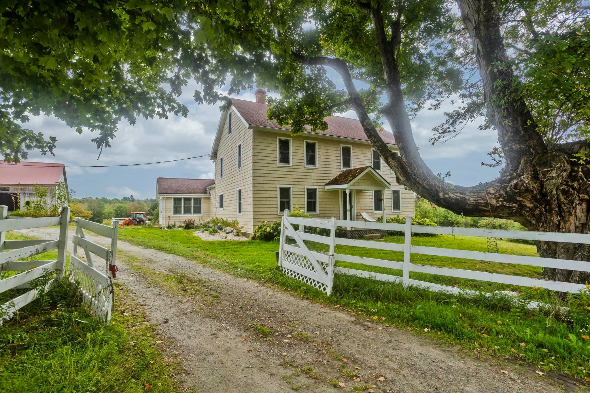 Single Family Residence at 54 Gibbs Rd, Blandford MA 01008, photo 2 of 42