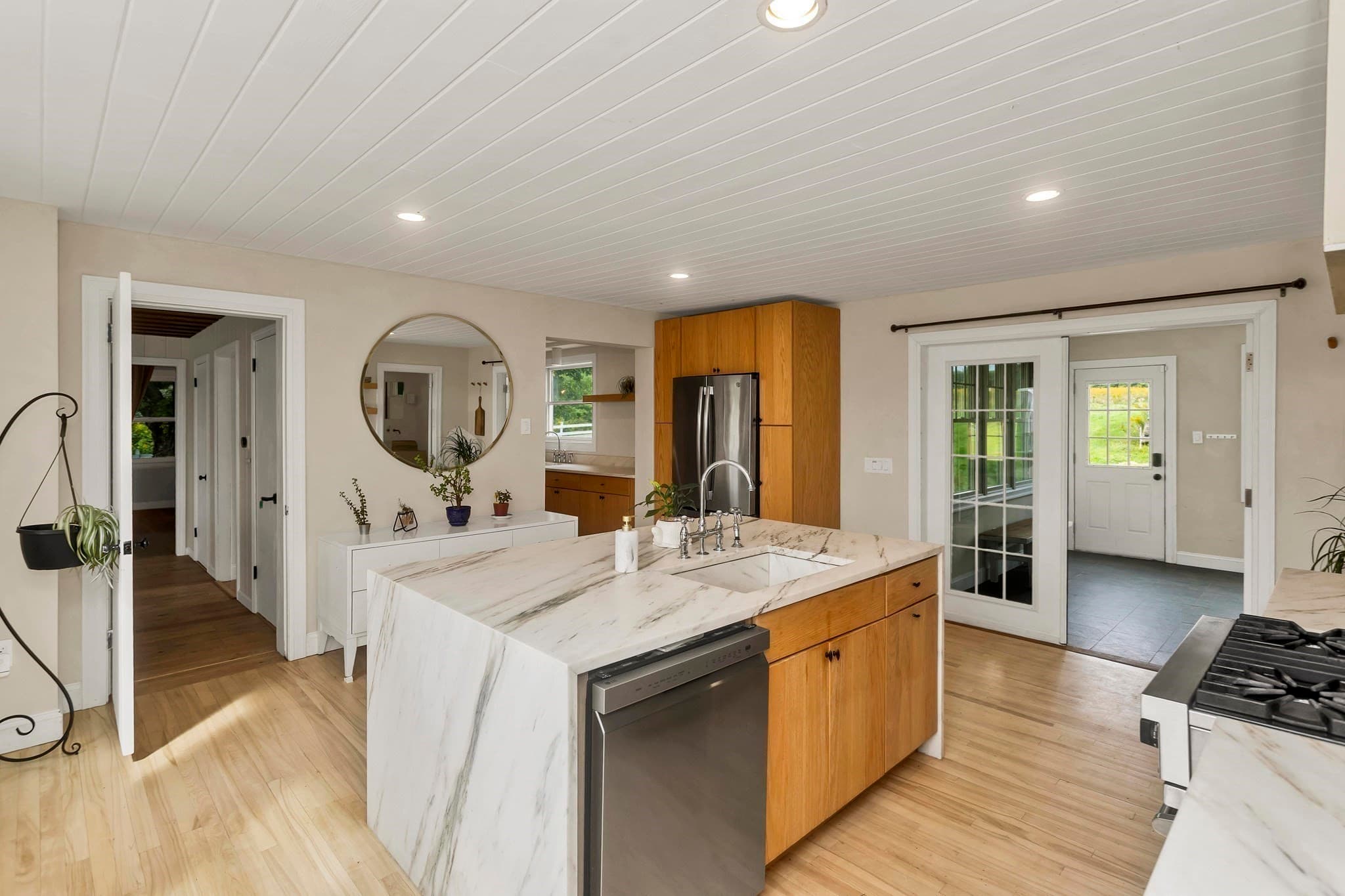 Single Family Residence at 54 Gibbs Rd, Blandford MA 01008, photo 10 of 42