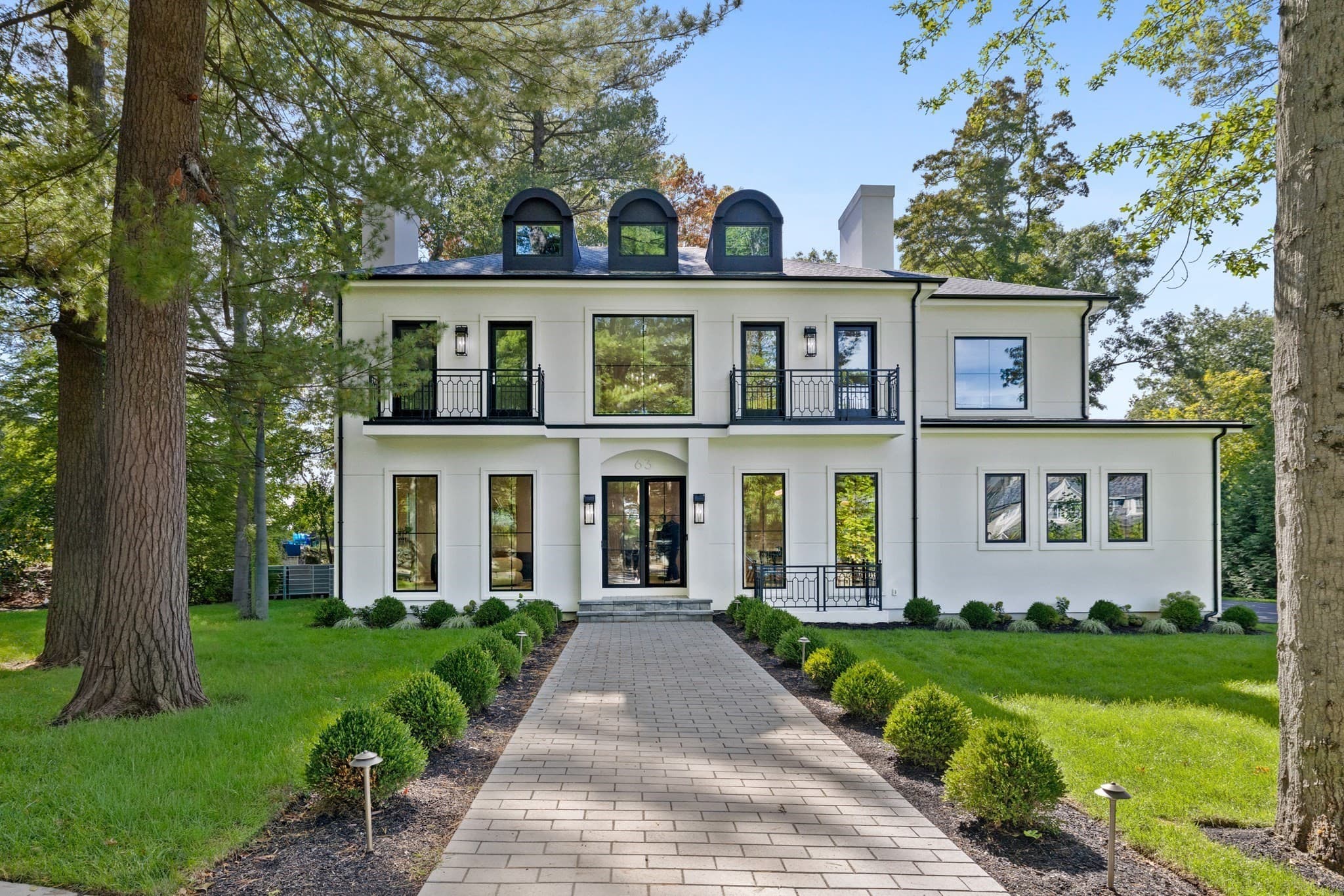 63 Bigelow Rd, Newton MA 02465