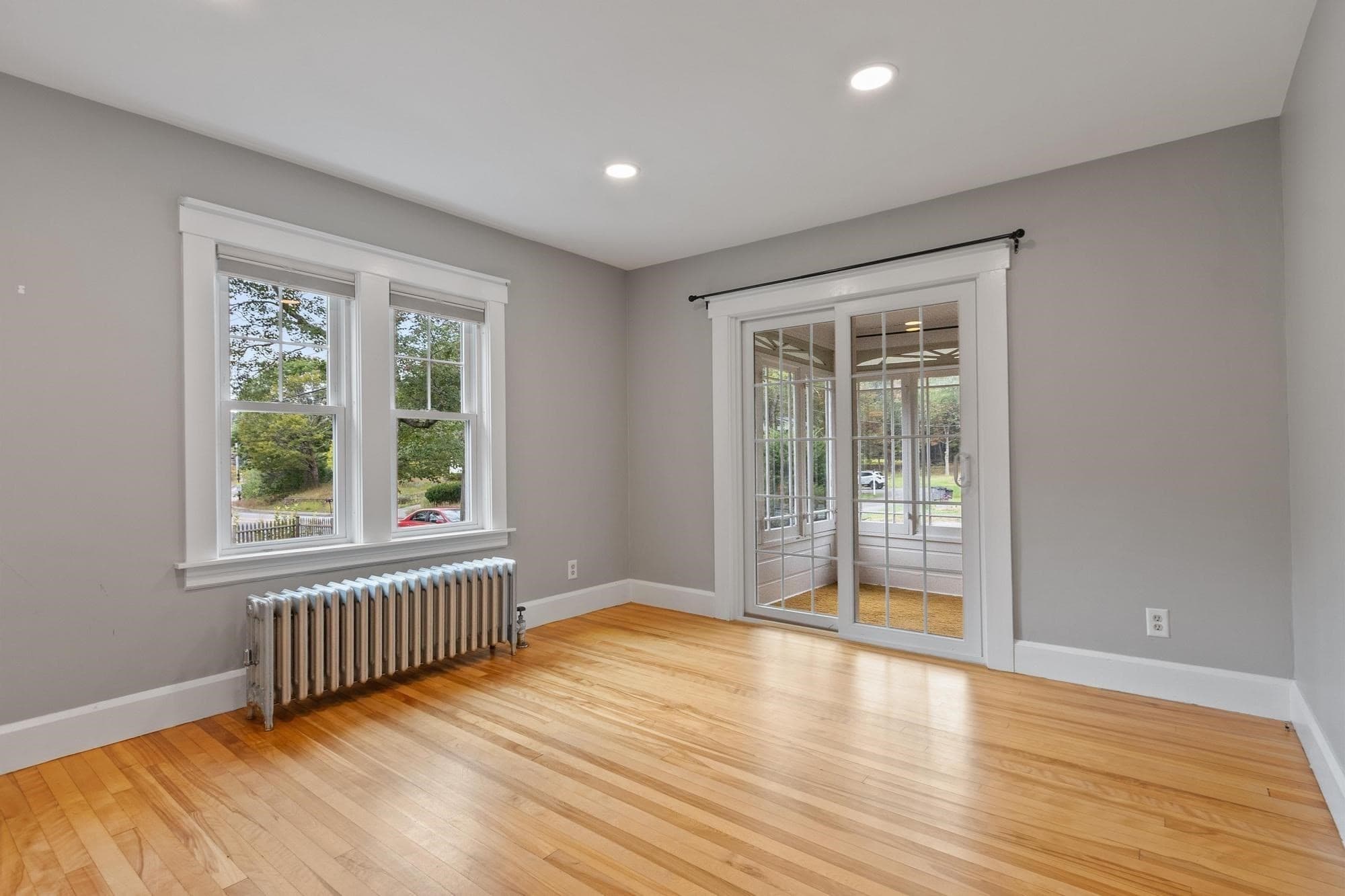 Single Family Residence at 323 Pearl St, Gardner MA 01440, Gardner, photo 13 of 32