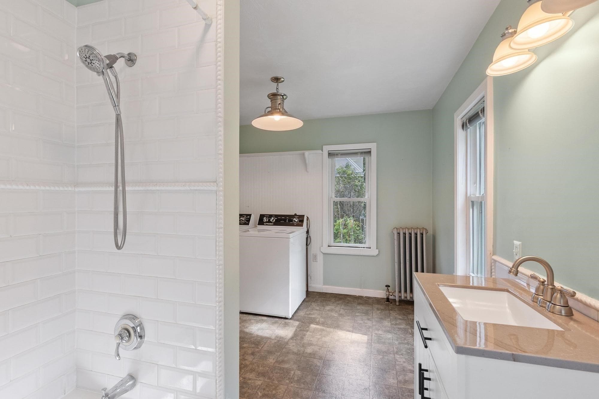 Single Family Residence at 323 Pearl St, Gardner MA 01440, Gardner, photo 19 of 32
