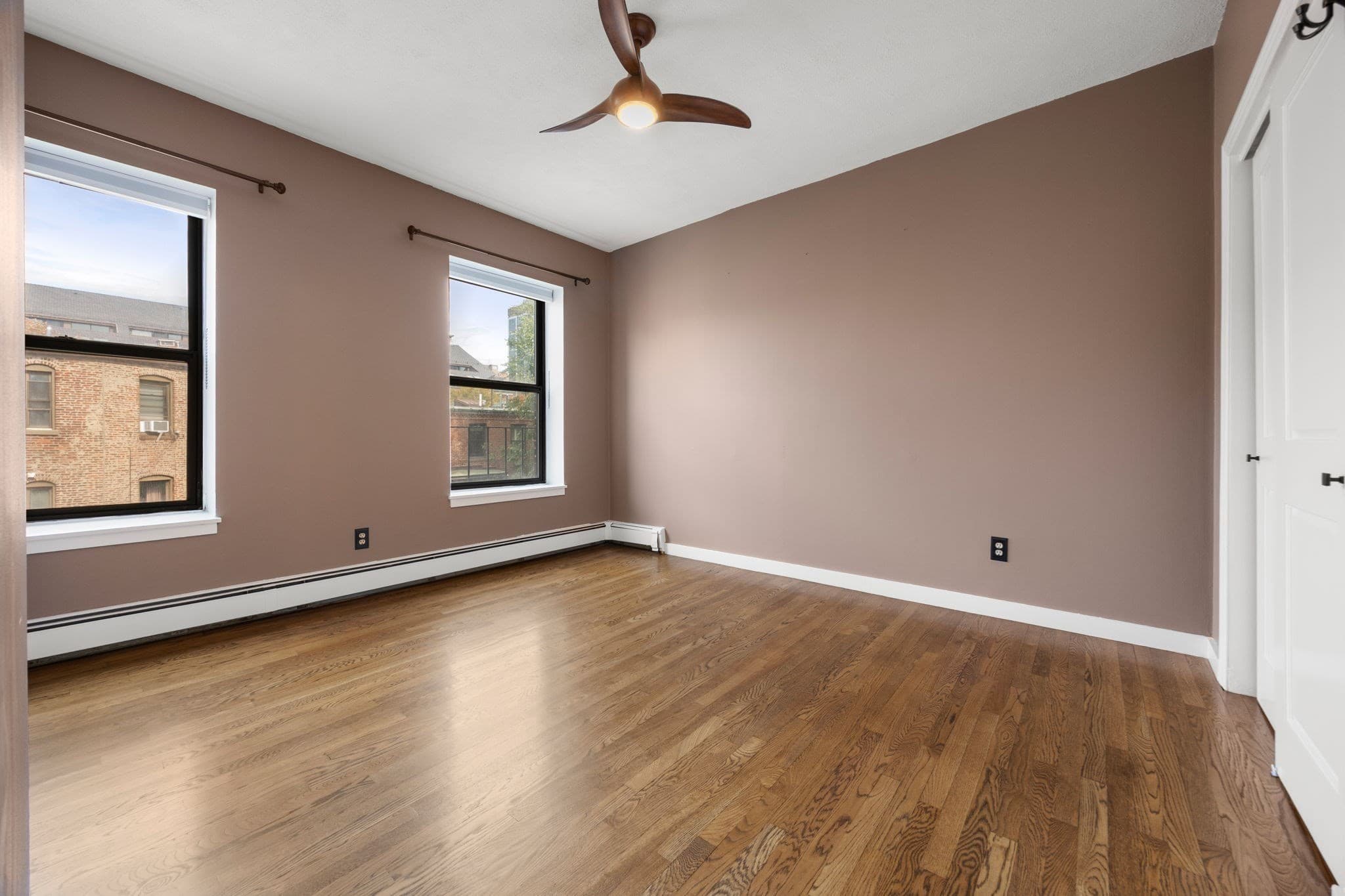 Condominium at 28 Worcester Square # 4, Boston MA 02118, photo 13 of 21
