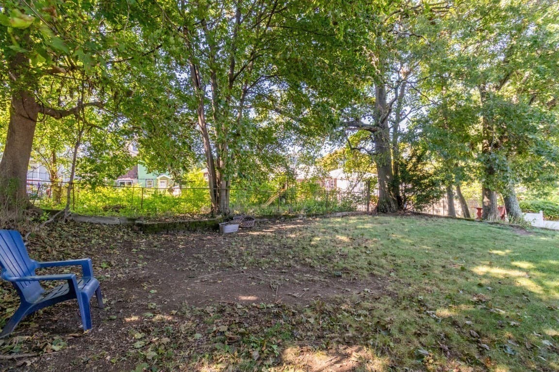 Condominium at 37 Cedrus Ave # 37, Boston MA 02131, Boston, photo 34 of 37