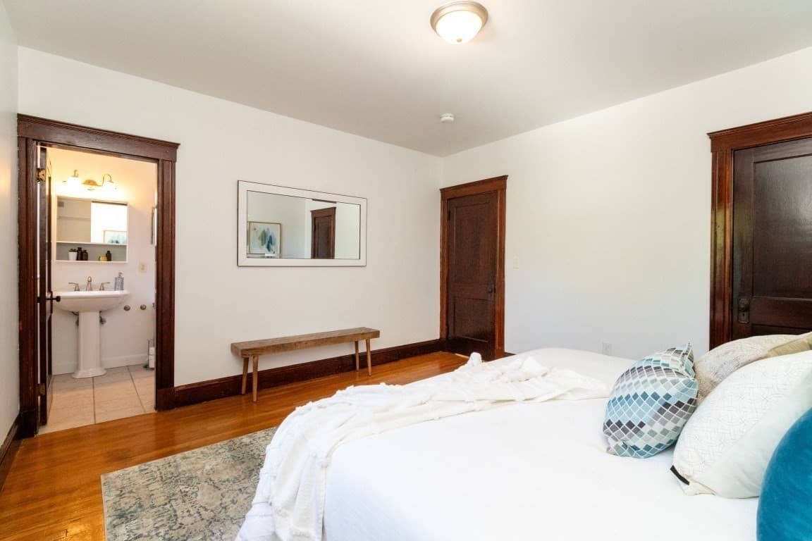 Condominium at 37 Cedrus Ave # 37, Boston MA 02131, Boston, photo 18 of 37