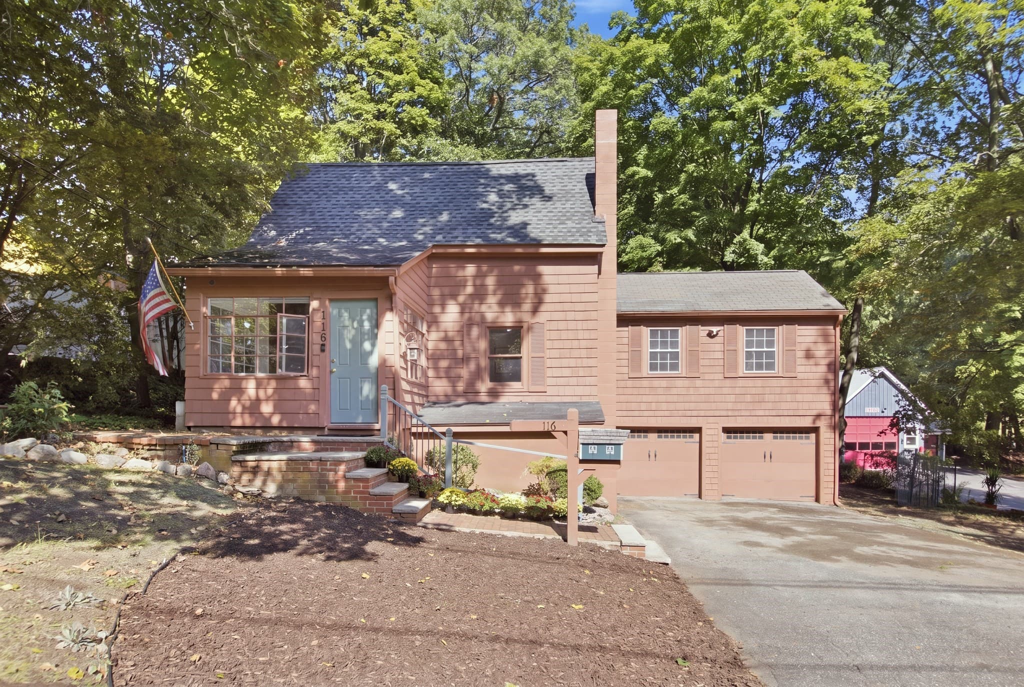 116 Green St, Woburn MA 01801