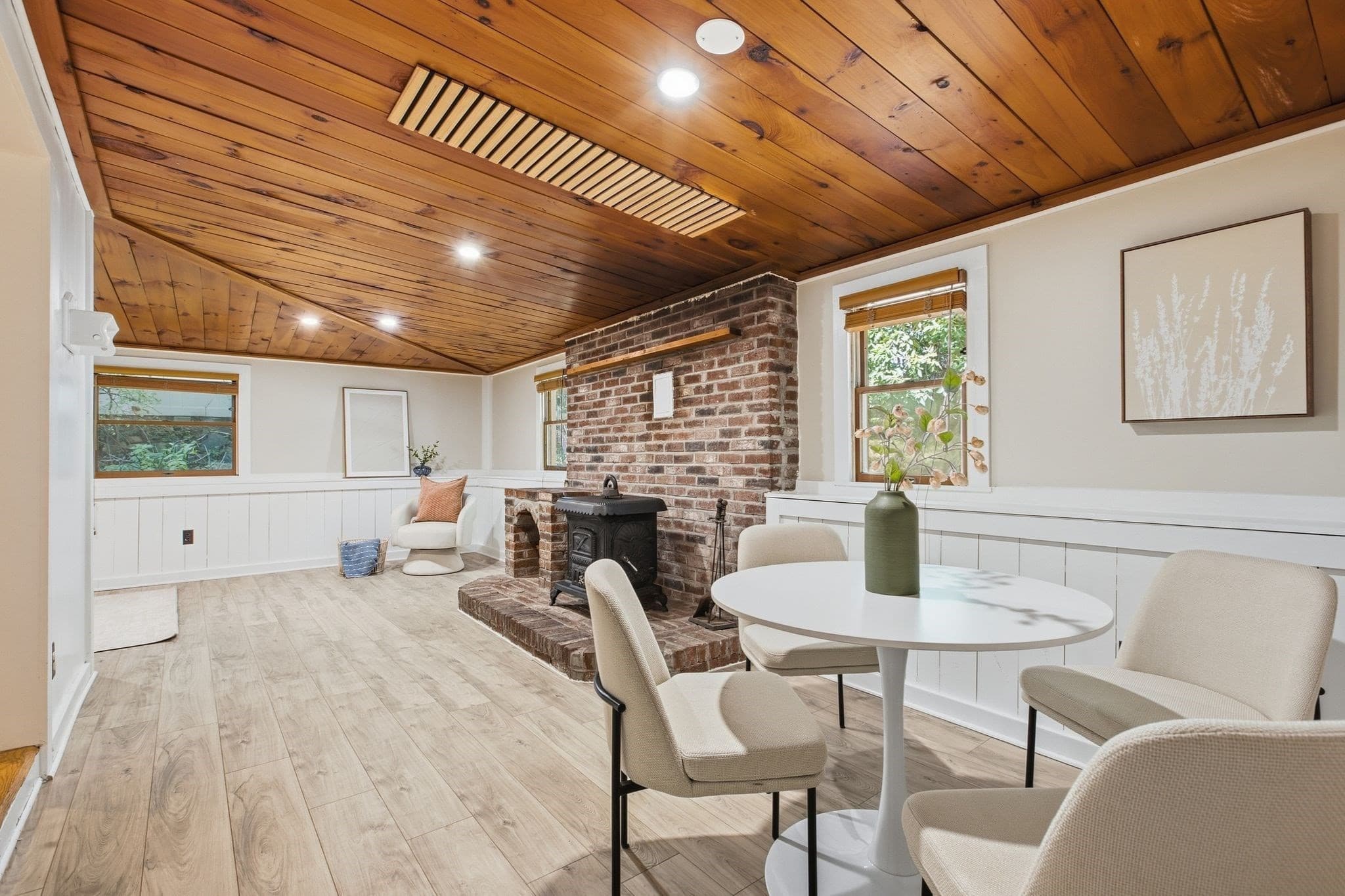Single Family Residence at 116 Green St, Woburn MA 01801, Woburn, photo 14 of 42