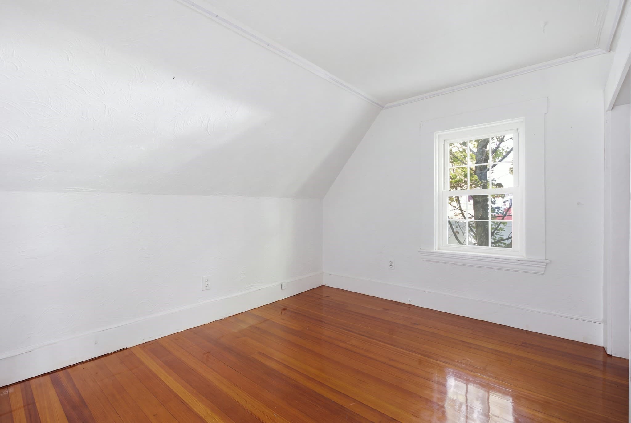 Single Family Residence at 116 Green St, Woburn MA 01801, Woburn, photo 29 of 42