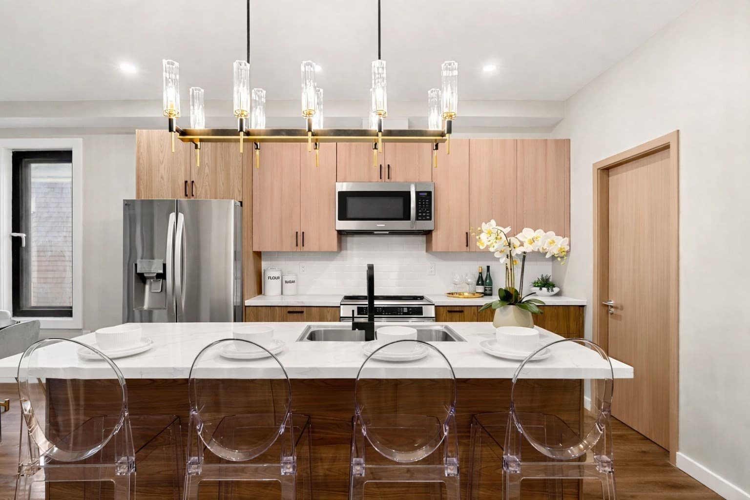 Condominium at 14 Schuyler # 3, Boston MA 02121, Boston, photo 2 of 20