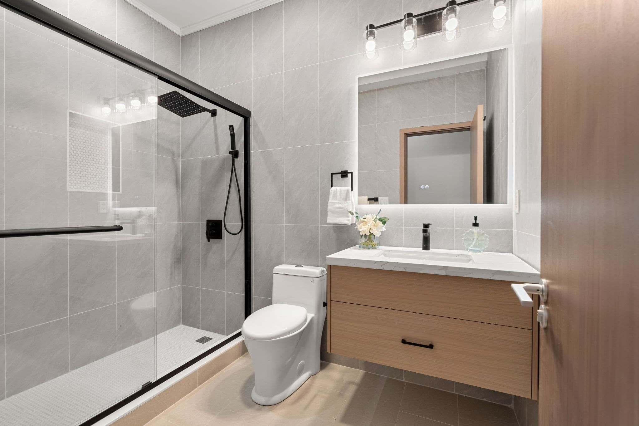 Condominium at 14 Schuyler # 3, Boston MA 02121, Boston, photo 13 of 20