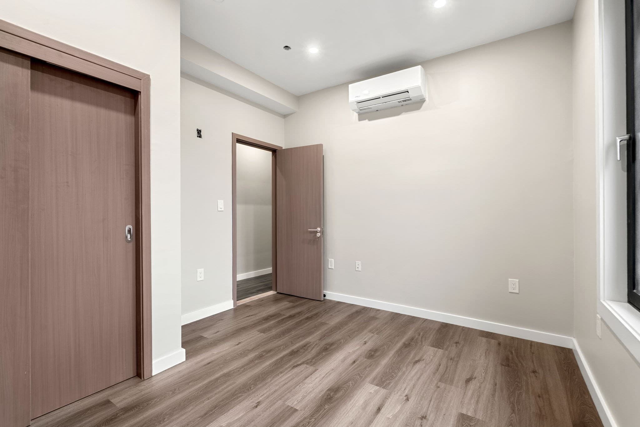 Condominium at 14 Schuyler # 3, Boston MA 02121, Boston, photo 17 of 20