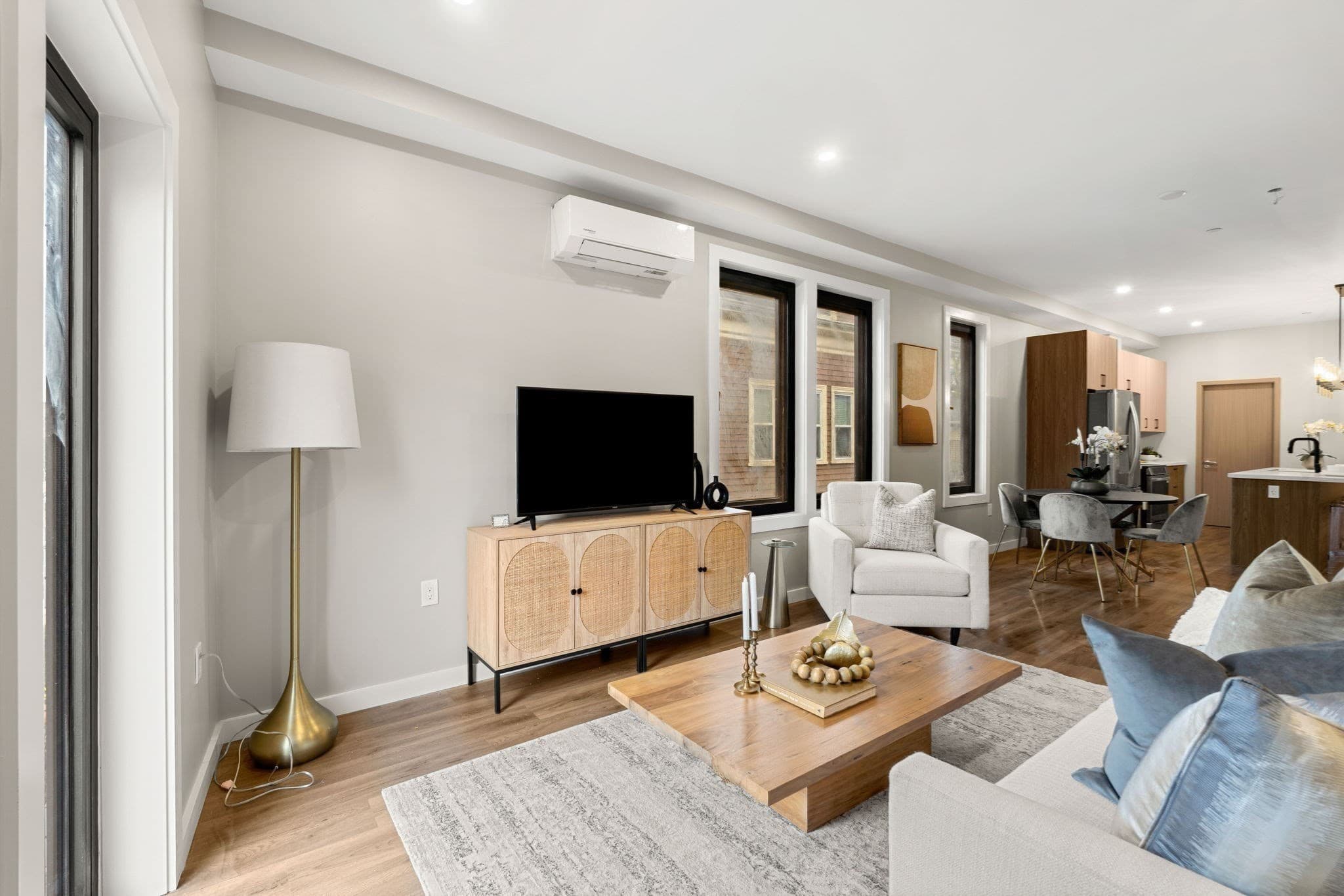 Condominium at 14 Schuyler # 3, Boston MA 02121, Boston, photo 7 of 20